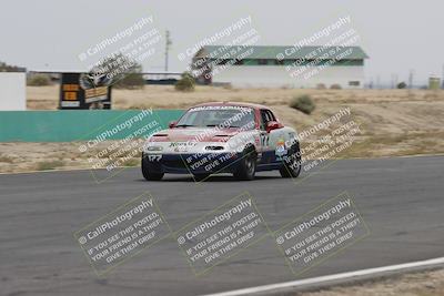 media/Jun-01-2025-CalClub SCCA (Sun) [[eae223c5dd]]/Group 5/Race (Front Straight)/